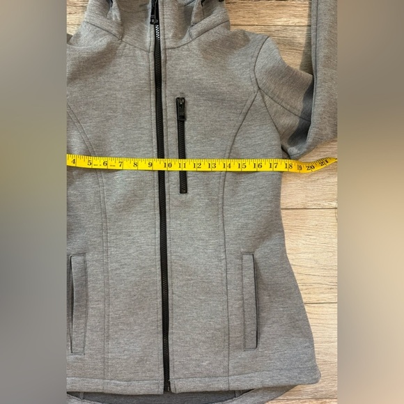 Andrew Marc~ Women’s Full Zip Hooded Knit Scuba‎ Jacket Gray Size Medium - Picture 7 of 11